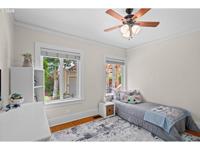 4403 Ne 32ND Pl, Portland, OR 97211