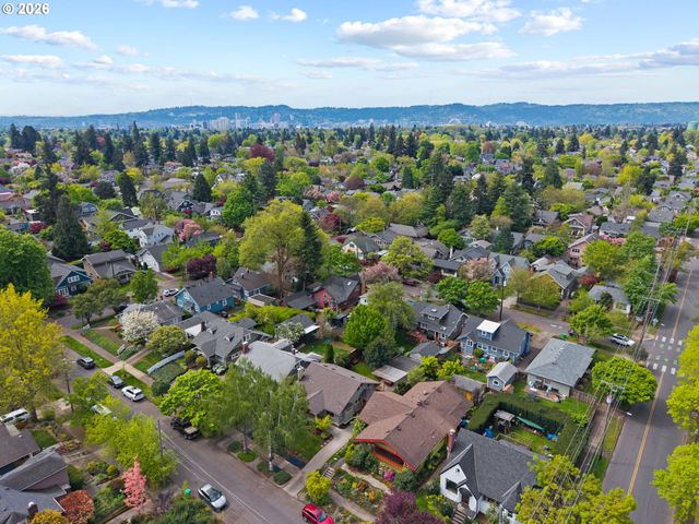 4403 Ne 32ND Pl, Portland, OR 97211