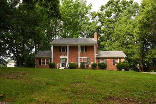 19 Edinborough Court, Greensboro, NC 27406