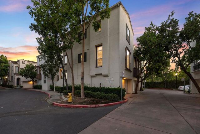 44 Moon Dance, Milpitas, CA 95035
