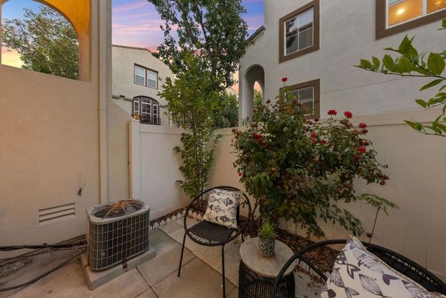 44 Moon Dance, Milpitas, CA 95035