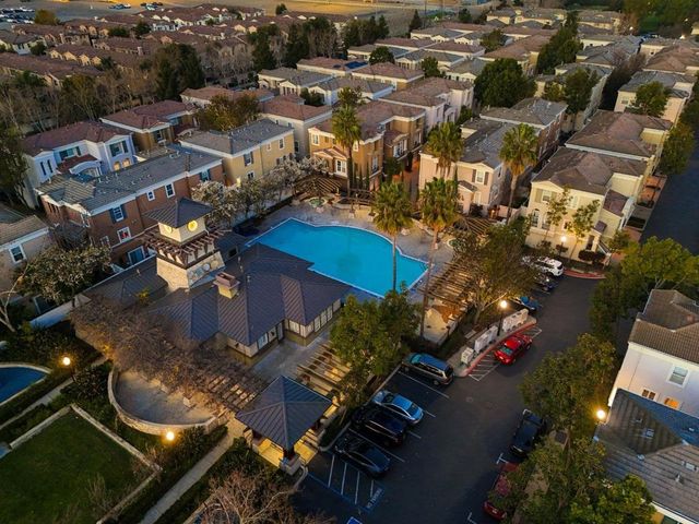 44 Moon Dance, Milpitas, CA 95035