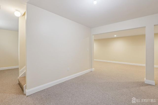 32 Cinder Road 3, Edison, NJ 08820