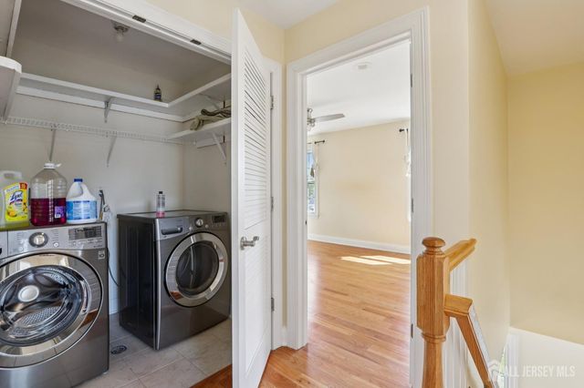 32 Cinder Road 3, Edison, NJ 08820