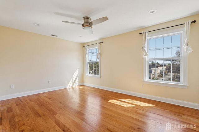 32 Cinder Road 3, Edison, NJ 08820