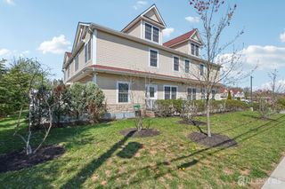 32 Cinder Road 3, Edison, NJ 08820