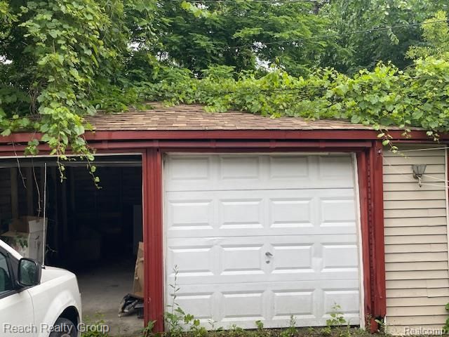 16346 Ellsworth Street, Detroit, MI 48227