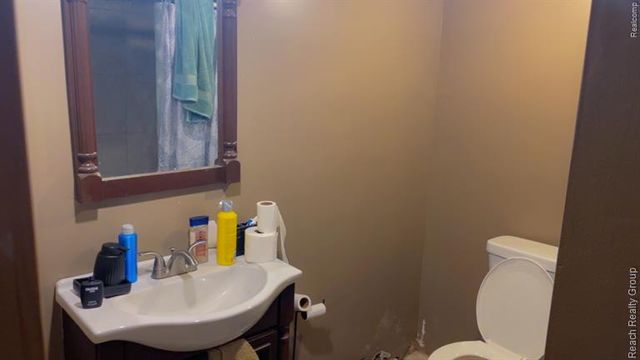 16346 Ellsworth Street, Detroit, MI 48227