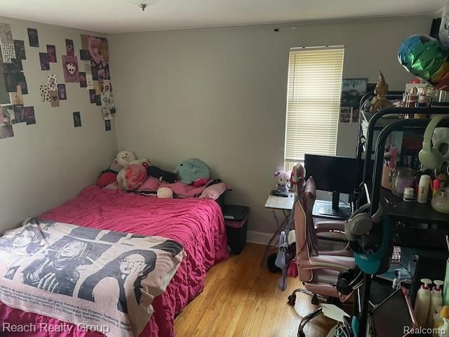 16346 Ellsworth Street, Detroit, MI 48227
