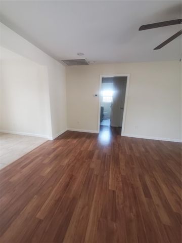 2914 Staples Street, Houston, TX 77026