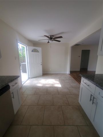 2914 Staples Street, Houston, TX 77026