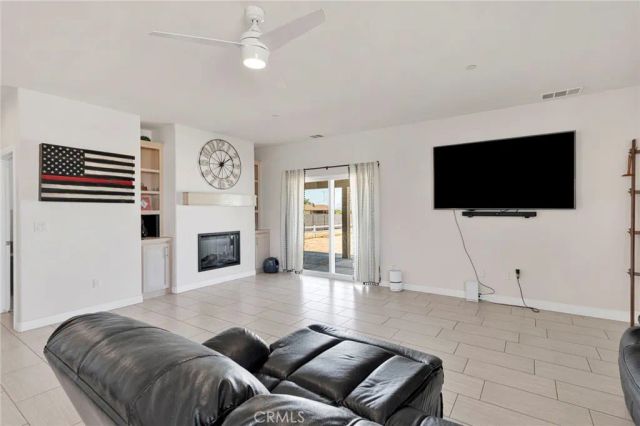 22620 Laurel, Apple Valley, CA 92308