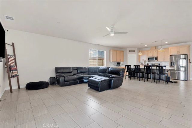 22620 Laurel, Apple Valley, CA 92308