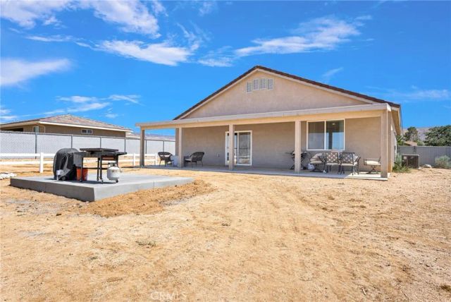 22620 Laurel, Apple Valley, CA 92308
