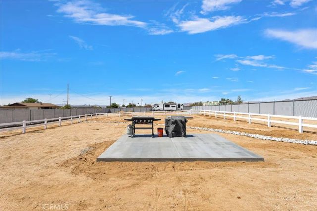 22620 Laurel, Apple Valley, CA 92308