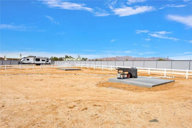 22620 Laurel, Apple Valley, CA 92308