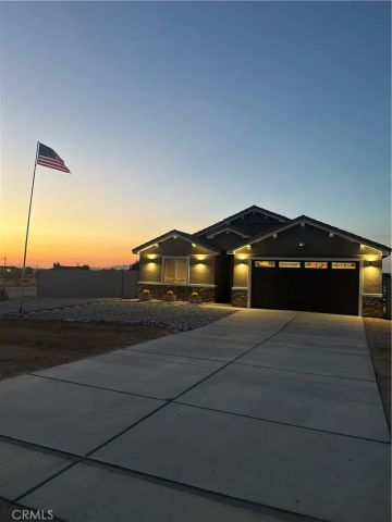 22620 Laurel, Apple Valley, CA 92308
