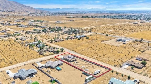 22620 Laurel, Apple Valley, CA 92308
