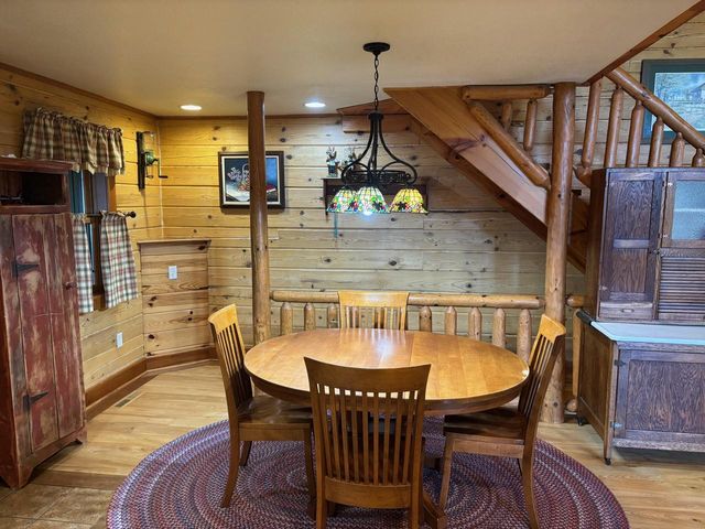 N8962 State Road 162, Mindoro, WI 54644