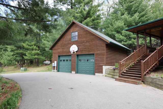N8962 State Road 162, Mindoro, WI 54644