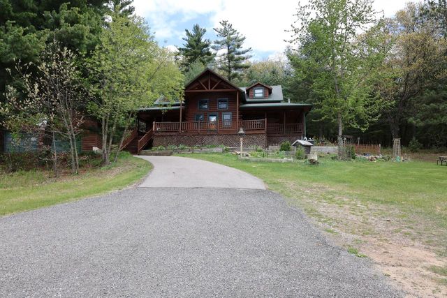 N8962 State Road 162, Mindoro, WI 54644