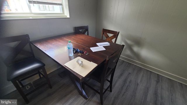 228 LONG LN, Upper Darby, PA 19082