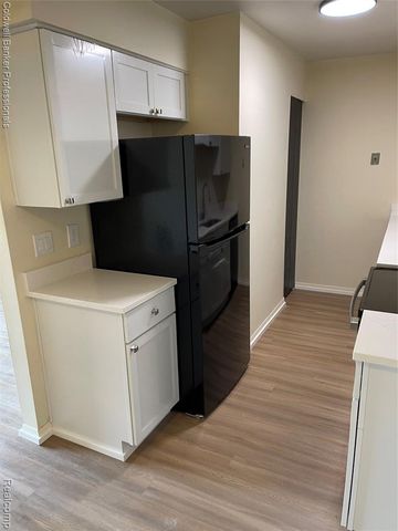 510 Montrose Avenue 4, Royal Oak, MI 48073
