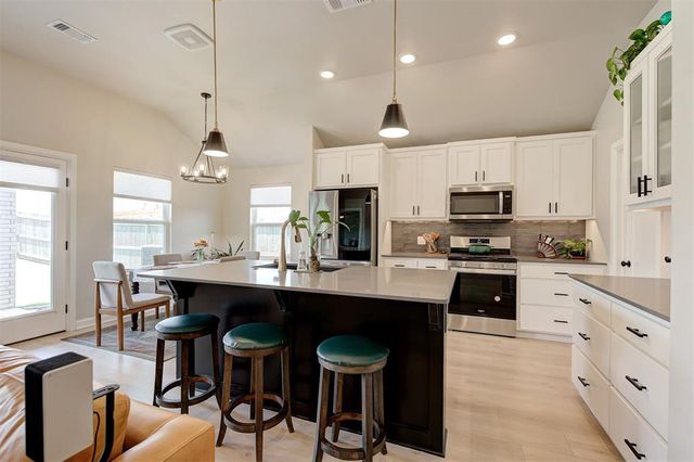 1518 Flint Hills Street, Norman, OK 73069