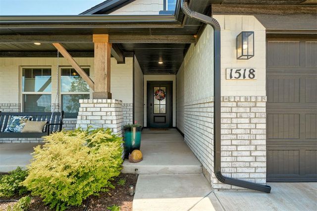 1518 Flint Hills Street, Norman, OK 73069