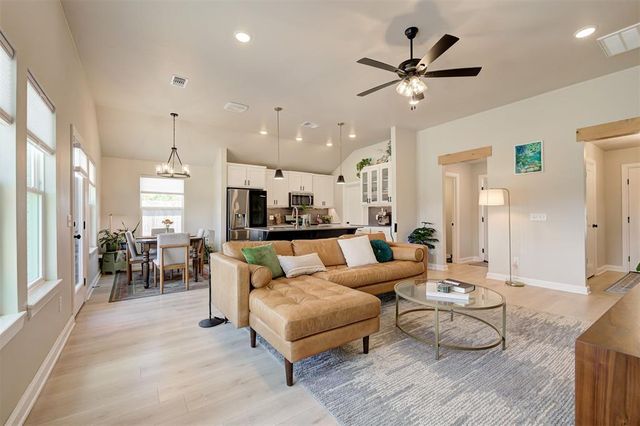 1518 Flint Hills Street, Norman, OK 73069