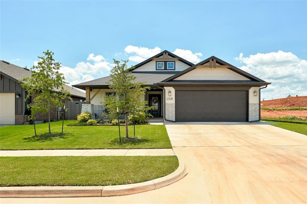 1518 Flint Hills Street, Norman, OK 73069