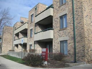 1919 Prairie Square 112, Schaumburg, IL 60173