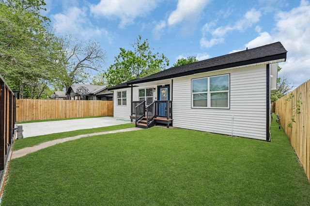 4406 Edison Street, Houston, TX 77009