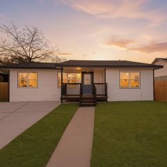 4406 Edison Street, Houston, TX 77009