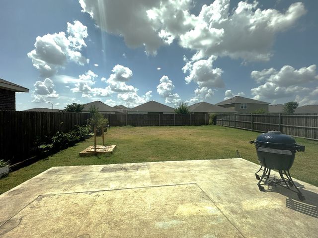 1405 Escondido Drive, Fort Worth, TX 76052