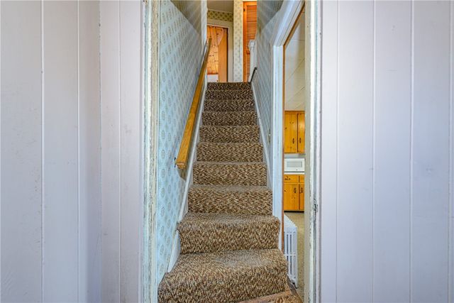 318 Mitchell's Lane, Middletown, RI 02871