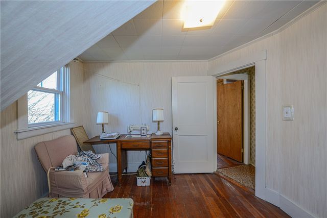 318 Mitchell's Lane, Middletown, RI 02871