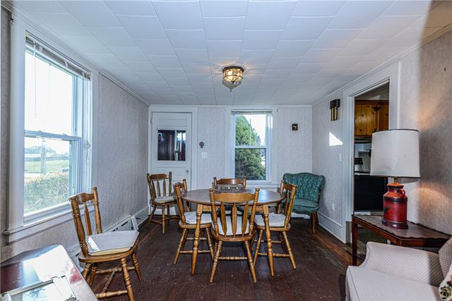 318 Mitchell's Lane, Middletown, RI 02871