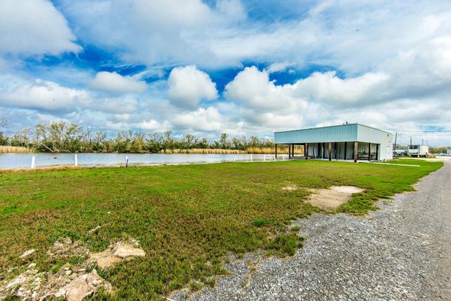 3365 Bayou Dularge Rd, Theriot, LA 70397