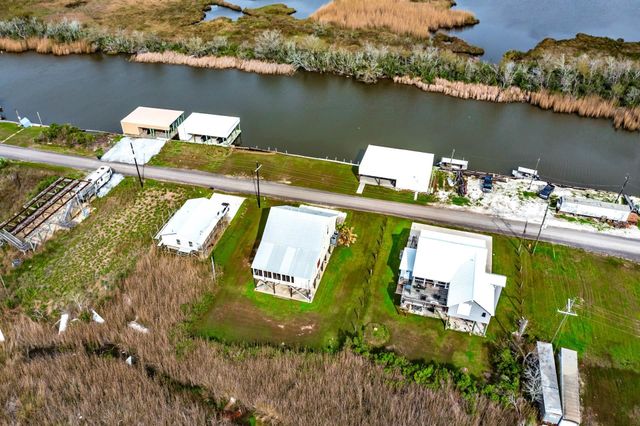 3365 Bayou Dularge Rd, Theriot, LA 70397