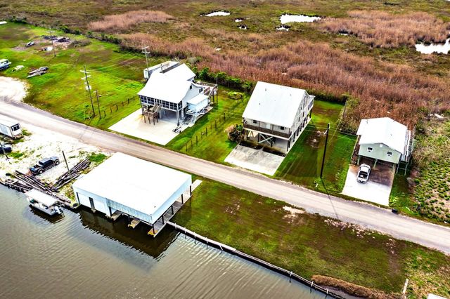 3365 Bayou Dularge Rd, Theriot, LA 70397