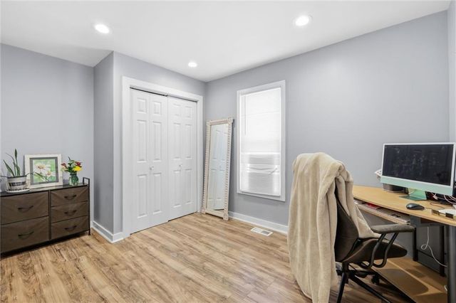 3308 Tracy Avenue, Kansas City, MO 64109