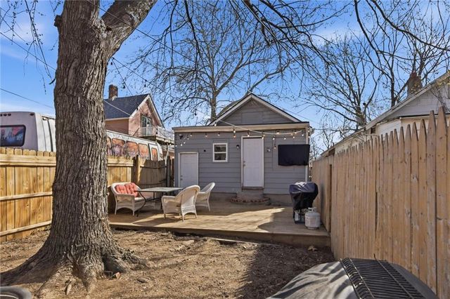 3308 Tracy Avenue, Kansas City, MO 64109