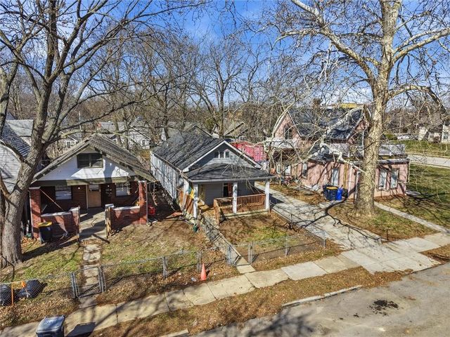 3308 Tracy Avenue, Kansas City, MO 64109