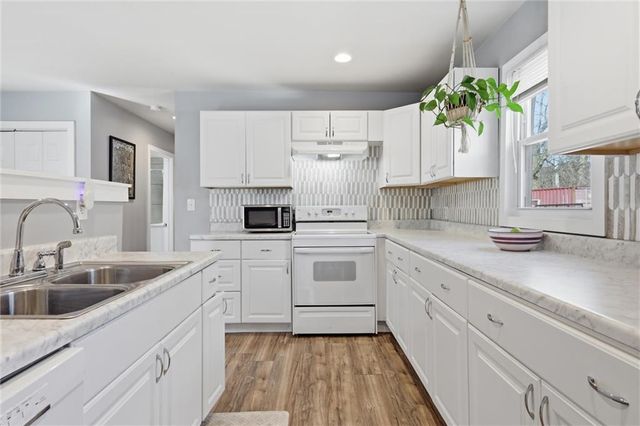 3308 Tracy Avenue, Kansas City, MO 64109