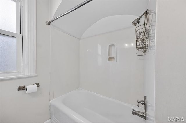 8932 Moritz Avenue, Brentwood, MO 63144