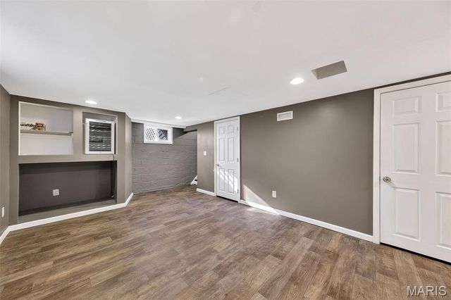 8932 Moritz Avenue, Brentwood, MO 63144