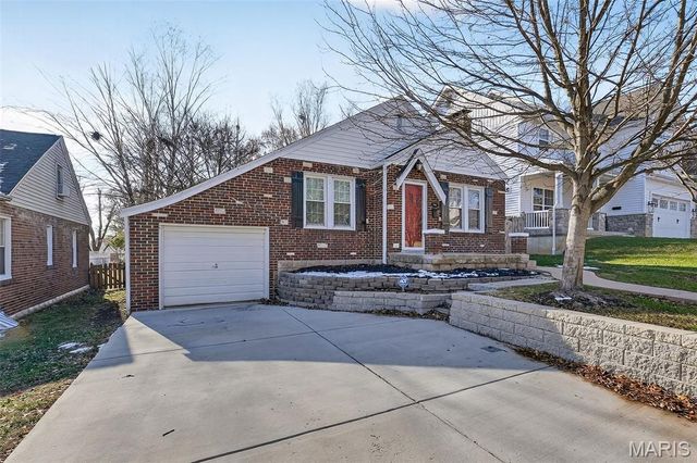 8932 Moritz Avenue, Brentwood, MO 63144