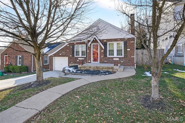 8932 Moritz Avenue, Brentwood, MO 63144