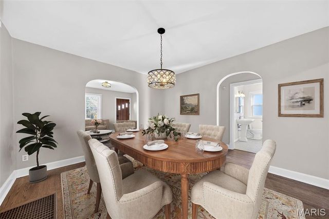 8932 Moritz Avenue, Brentwood, MO 63144